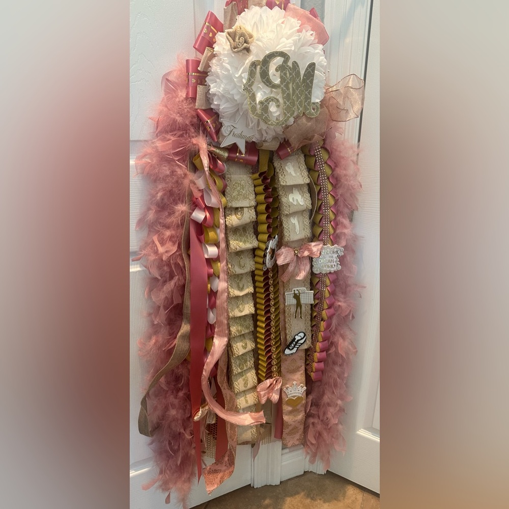 HOMECOMING MUM! Pink and Rose Gold!